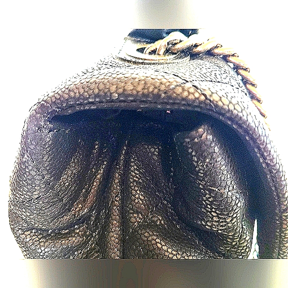 Chanel Iridescent Caviar Quilted Grain Classic Flap Two-Way Crossbody Bag - Picture 2 of 15